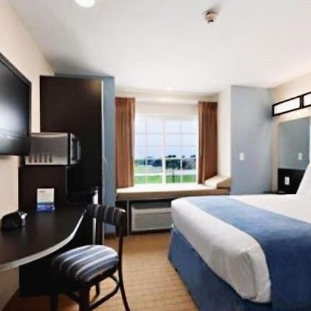 Three Rivers Inn & Suites Порт Артър Стая снимка