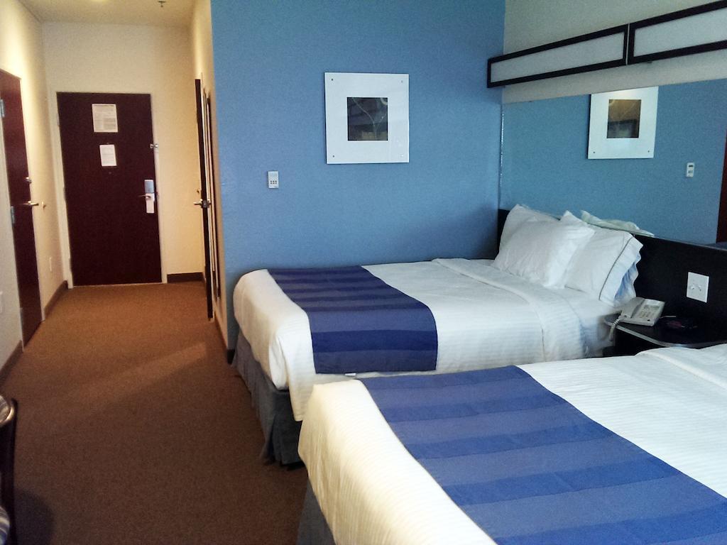Three Rivers Inn & Suites Порт Артър Стая снимка